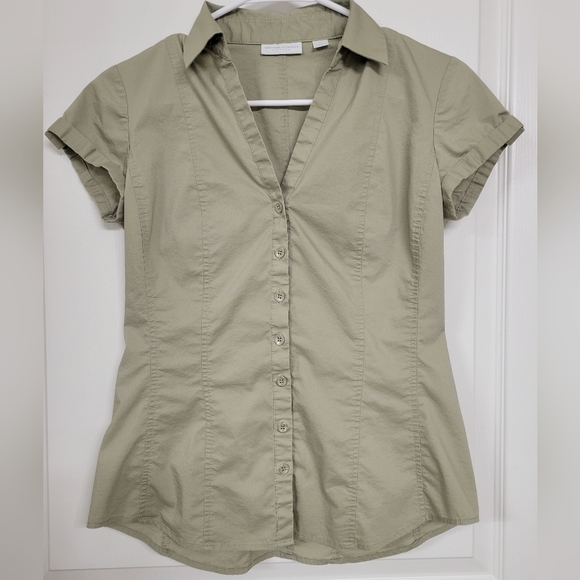 New York & Company Tops - New york & Company extra small Stretch collared short sleeve button down blouse
